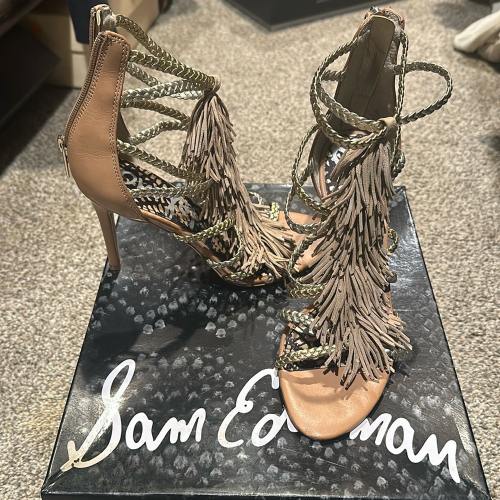 Sam Edelman Savannah Nude 6 1/2.